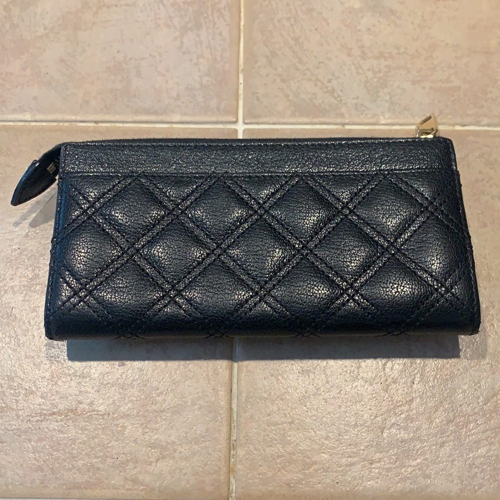 🥳Host Pick🤩Marc Jacobs leather wallet - Picture 2 of 4